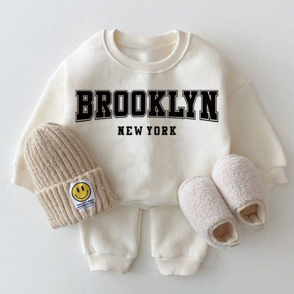 BROOKLYN NEW YORK Baby White Sweatshirt 2-piece Set