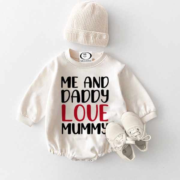 LOVE MUMMY Baby Bodysuit