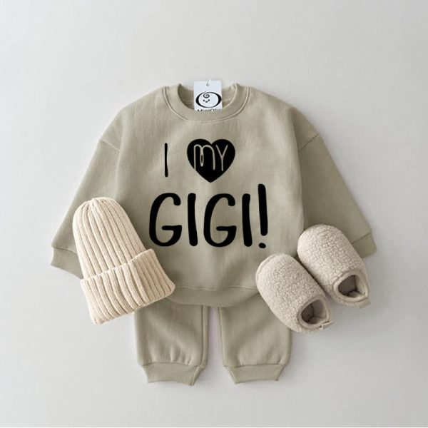 I LOVE MY GIGI Baby Sweatsuit 2-piece Set