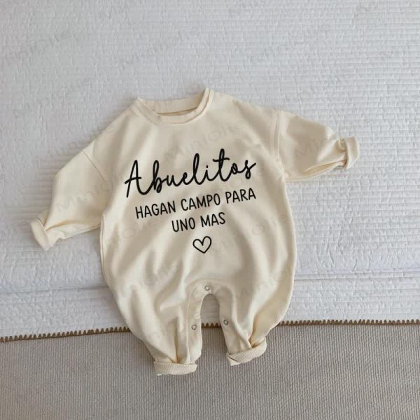 ABUELITOS HAGAN CAMPO PARA UNO MAS Baby Toddler Beige Romper