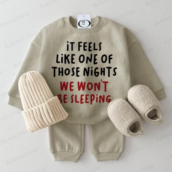 IT FEELS LIKE ONE OF THOSE NIGHTS WE WON'T BE SLEEPING Baby 2-piece Grey Green Set